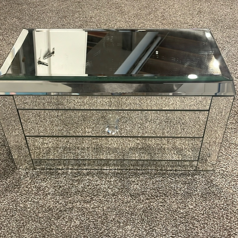 Bombay jewlery box